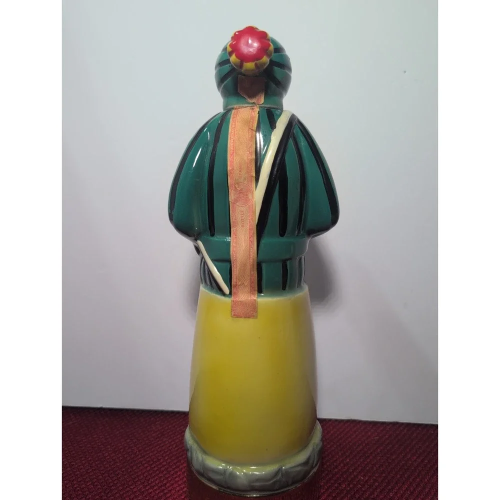 Ezra Brooks product vintage